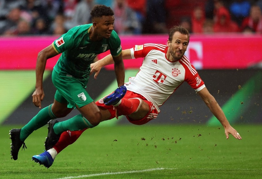 Nhan dinh tran Augsburg vs Bayern chuan xac