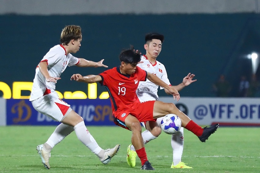 Nhan dinh tran VN vs Singapore toi nay